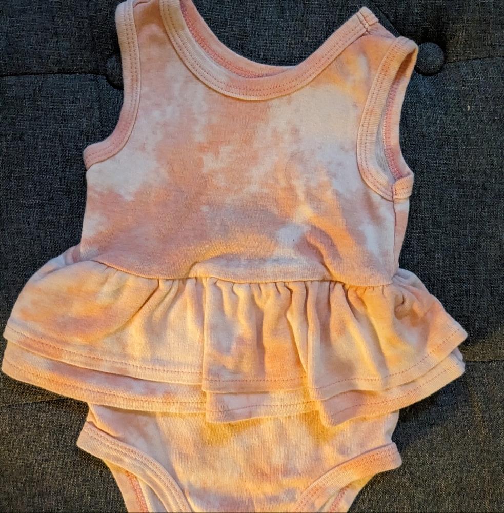 Girl's Spring Dress by Carter's* Size 6m 6 Months * Pink Tie-dye